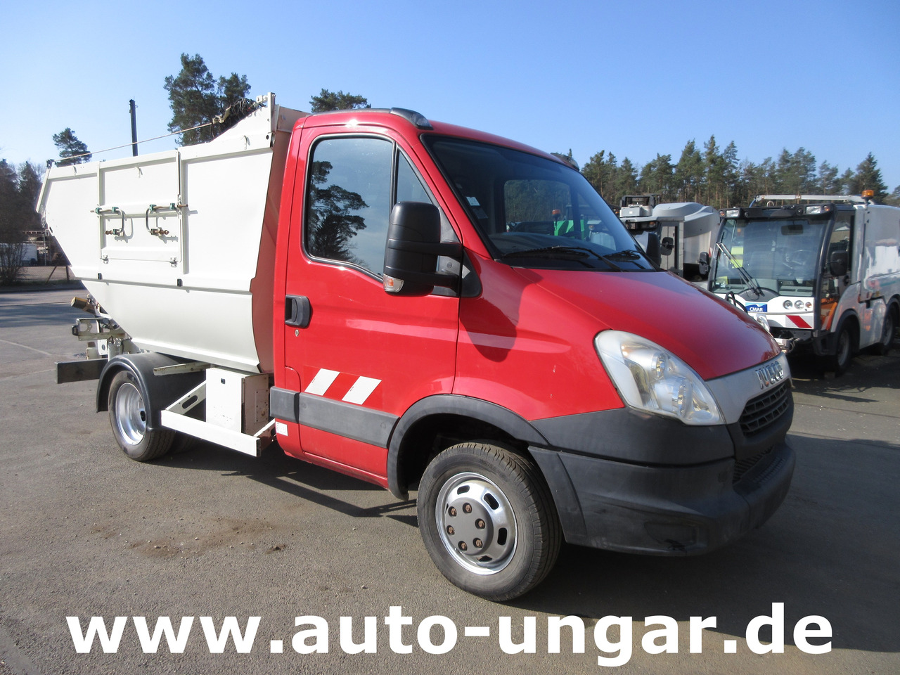 Iveco 35C13 TECNO URBIS 6 Müllwagen 3.500kg Micro BOM Mini Garbage Truck - شاحنة النفايات: صورة 1 Iveco 35C13 TECNO URBIS 6 Müllwagen 3.500kg Micro BOM Mini Garbage Truck - شاحنة النفايات: صورة 1