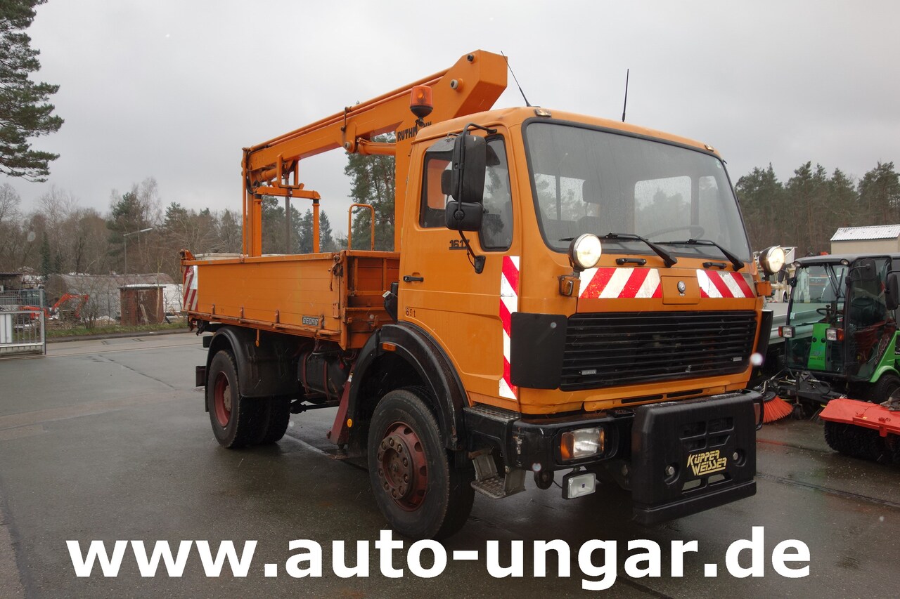 MERCEDES-BENZ Mercedes 1617 AK 4x4 Kipper Ruthmann K 115 Steiger Arbeitsbühne Kommunalfahrzeug - شاحنة قلاب: صورة 1 MERCEDES-BENZ Mercedes 1617 AK 4x4 Kipper Ruthmann K 115 Steiger Arbeitsbühne Kommunalfahrzeug - شاحنة قلاب: صورة 1