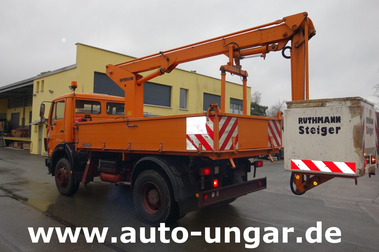 MERCEDES-BENZ Mercedes 1617 AK 4x4 Kipper Ruthmann K 115 Steiger Arbeitsbühne Kommunalfahrzeug - شاحنة قلاب: صورة 5 MERCEDES-BENZ Mercedes 1617 AK 4x4 Kipper Ruthmann K 115 Steiger Arbeitsbühne Kommunalfahrzeug - شاحنة قلاب: صورة 5