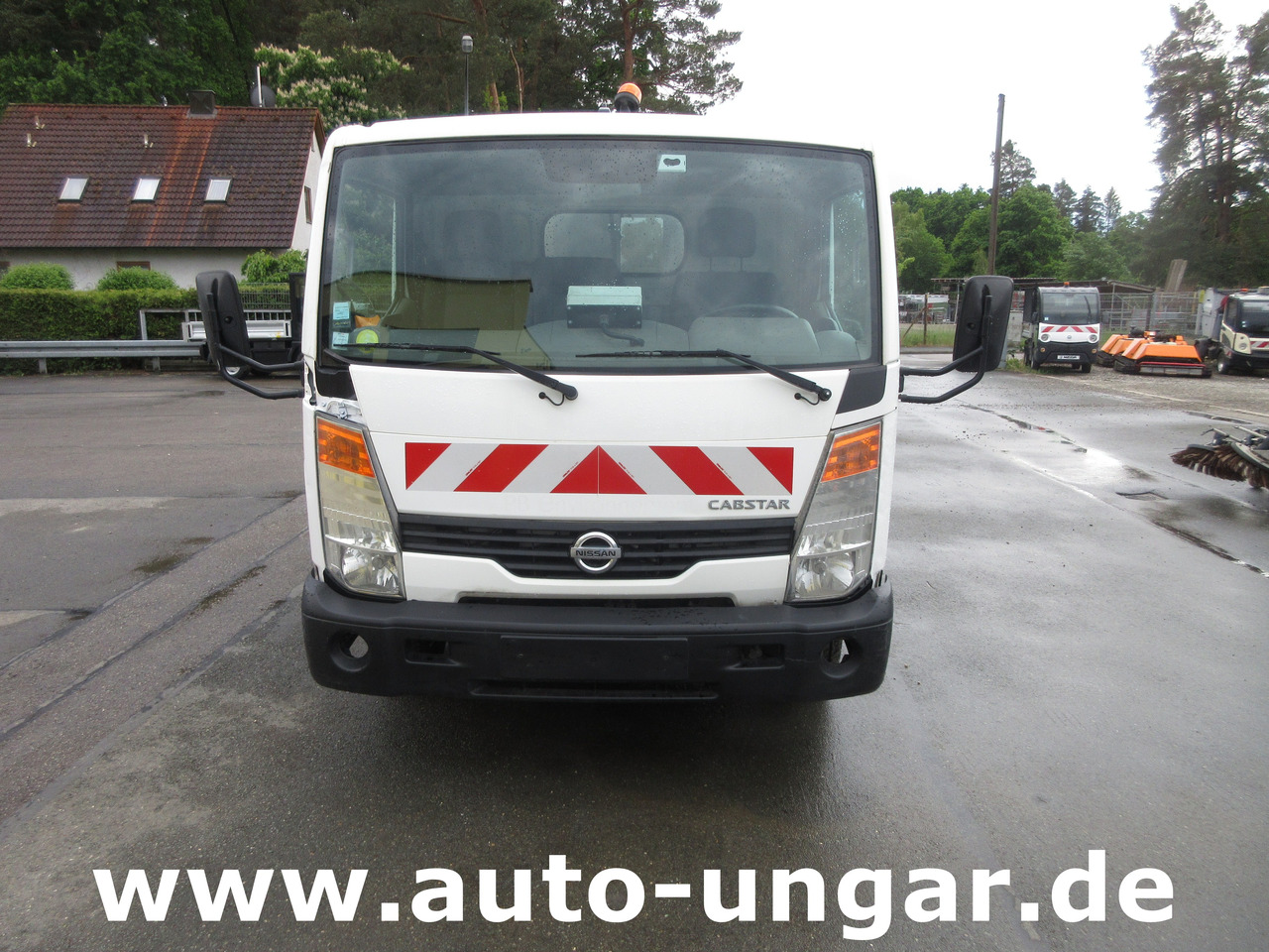 NISSAN Cabstar Faun City - Provence Benne Müllwagen Lifter Presse Kipper 3.500kg - شاحنة النفايات: صورة 2 NISSAN Cabstar Faun City - Provence Benne Müllwagen Lifter Presse Kipper 3.500kg - شاحنة النفايات: صورة 2