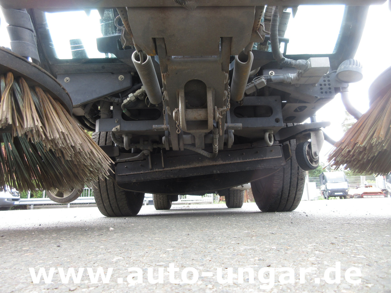 Nilfisk CR3500 CityRanger Schmidt Flexigo Multigo 4x4 Kehrmaschine Geräteträger - سياره كنس شوارع: صورة 4 Nilfisk CR3500 CityRanger Schmidt Flexigo Multigo 4x4 Kehrmaschine Geräteträger - سياره كنس شوارع: صورة 4