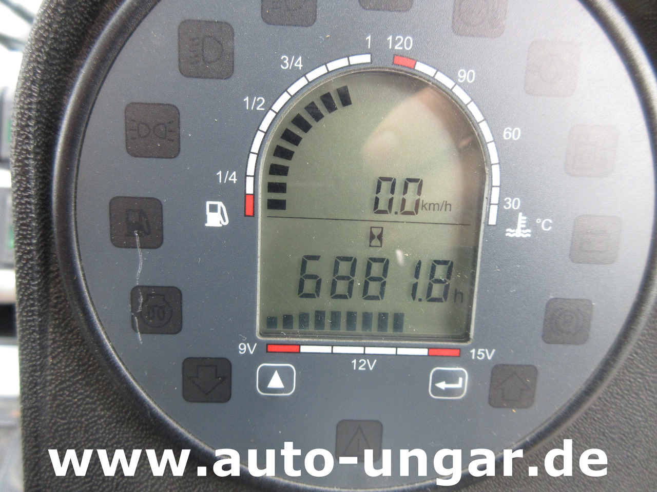 سياره كنس شوارع Nilfisk CR3500 CityRanger Schmidt Flexigo Multigo 4x4 Kehrmaschine Geräteträger: صورة 16