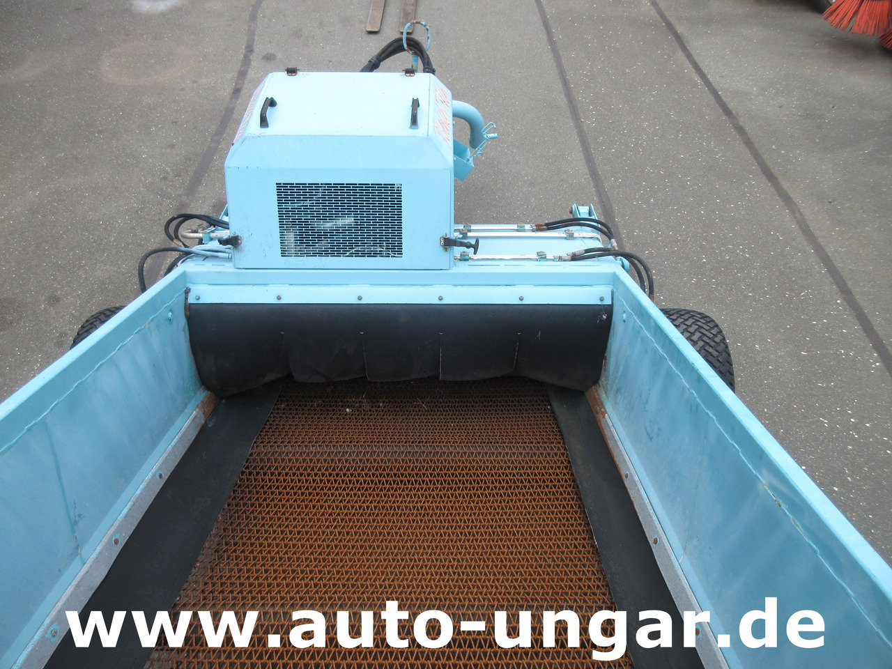 آلية المنفعة/ مركبة خاصة Pistenbully BeachTech STR 2000 BeachCleaner Strandreiniger чистач на плажа: صورة 15