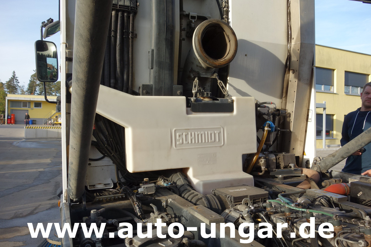 SCHMIDT Cleango 500 EURO 5 3. Besen Baujahr 2013 Kehrmaschine Straßenkehrmaschine - سياره كنس شوارع: صورة 4 SCHMIDT Cleango 500 EURO 5 3. Besen Baujahr 2013 Kehrmaschine Straßenkehrmaschine - سياره كنس شوارع: صورة 4