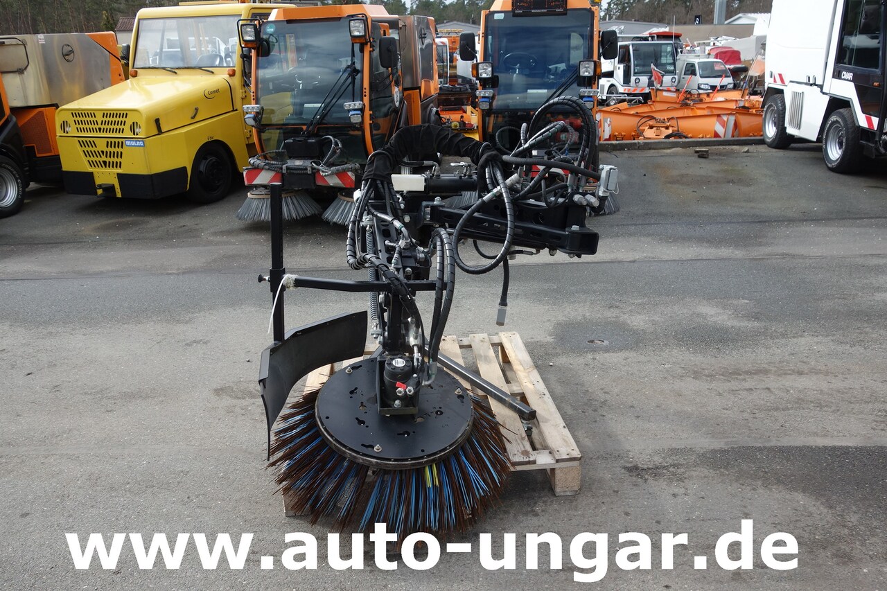 Schmidt Nilfisk 3. Besen für City Ranger Jungo Jet 3500 Multigo - مكنسة - آلية المنفعة/ مركبة خاصة: صورة 2 Schmidt Nilfisk 3. Besen für City Ranger Jungo Jet 3500 Multigo - مكنسة - آلية المنفعة/ مركبة خاصة: صورة 2