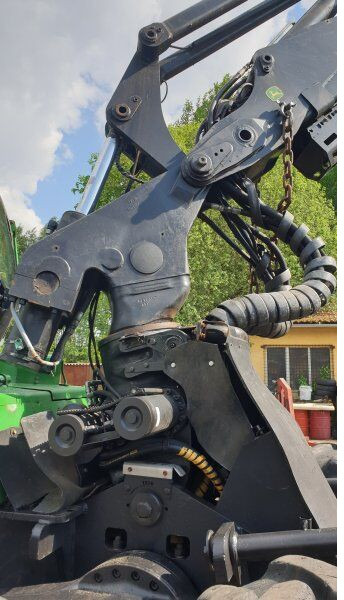John Deere 1270E 6W - حصادة الأخشاب: صورة 5 John Deere 1270E 6W - حصادة الأخشاب: صورة 5