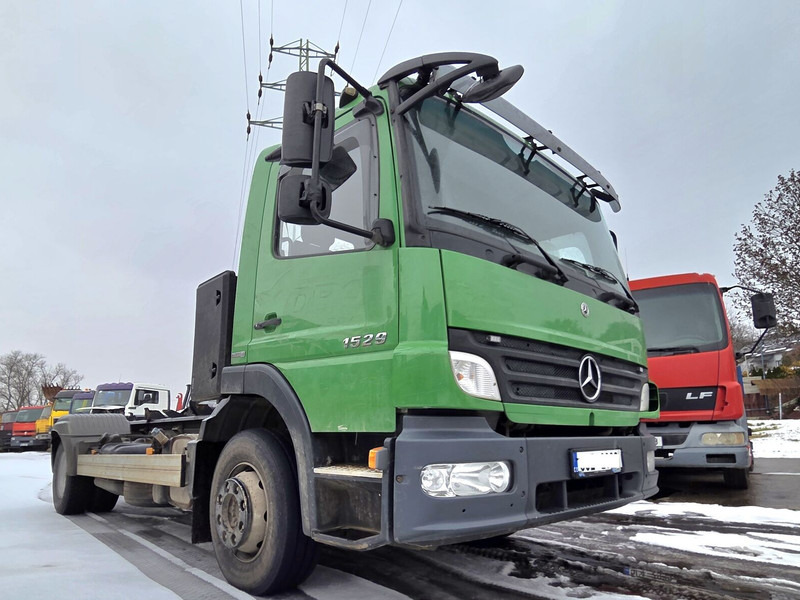 Mercedes-Benz Atego 1529 +(2021)CTS - شاحنة ذات خطاف: صورة 3 Mercedes-Benz Atego 1529 +(2021)CTS - شاحنة ذات خطاف: صورة 3