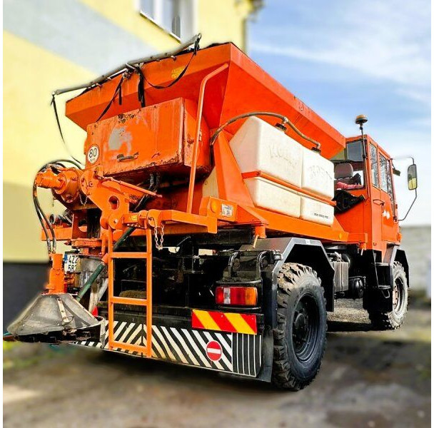 Praga UV 80 +Kobit - آلات البناء: صورة 2 Praga UV 80 +Kobit - آلات البناء: صورة 2