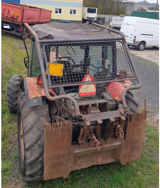 Zetor 9641 Forterra turbo - جرَّار أعمال الحراجة: صورة 3 Zetor 9641 Forterra turbo - جرَّار أعمال الحراجة: صورة 3