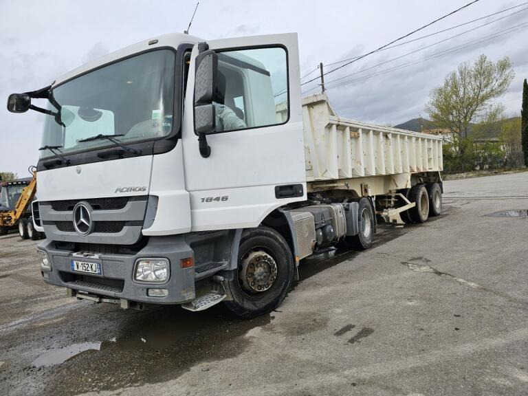 Mercedes Actros 1846 - وحدة جر, قلابة نصف مقطورة نصف مقطورة قلابة: صورة 1 Mercedes Actros 1846 - وحدة جر, قلابة نصف مقطورة نصف مقطورة قلابة: صورة 1