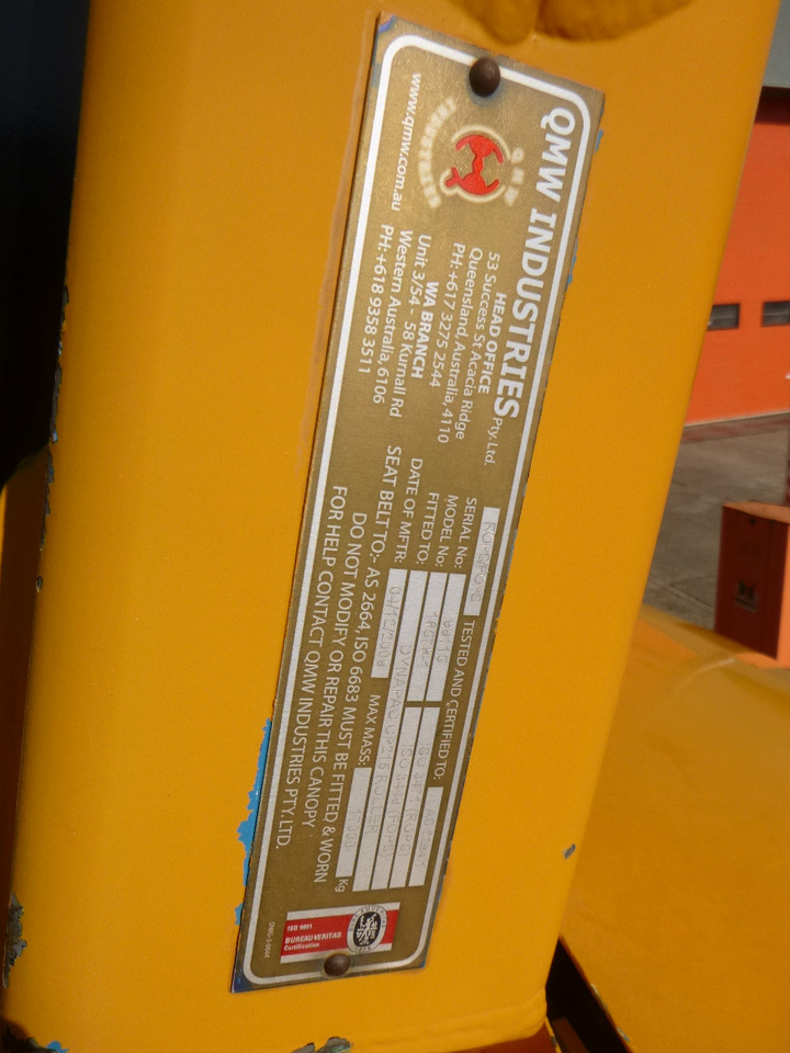 مدحلة هوائية DYNAPAC CP215(HITACHI): صورة 12 مدحلة هوائية DYNAPAC CP215(HITACHI): صورة 12