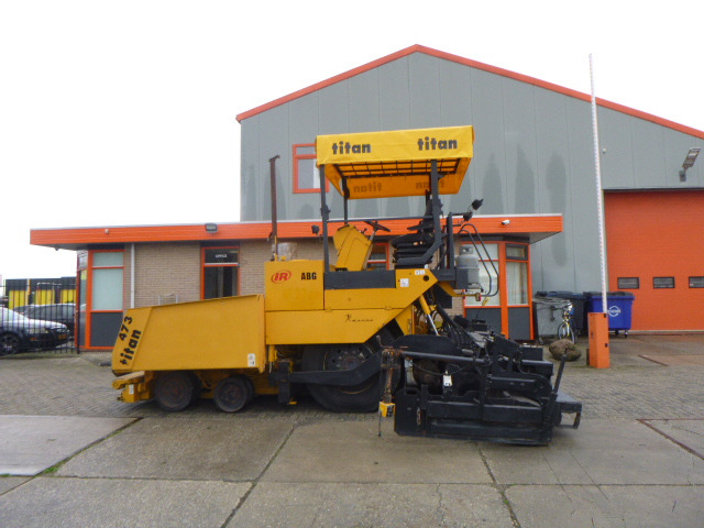 INGERSOLL RAND ABG TITAN 473 - مدادة الأسفلت: صورة 4 INGERSOLL RAND ABG TITAN 473 - مدادة الأسفلت: صورة 4