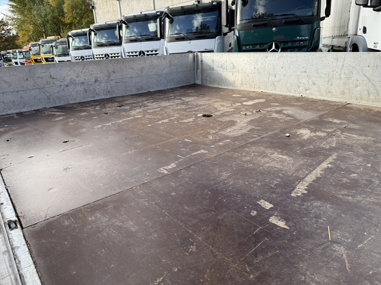 Iveco EuroCargo 75E16 Kran Hiab 055-2 - شاحنة كرين, شاحنات مسطحة: صورة 3 Iveco EuroCargo 75E16 Kran Hiab 055-2 - شاحنة كرين, شاحنات مسطحة: صورة 3