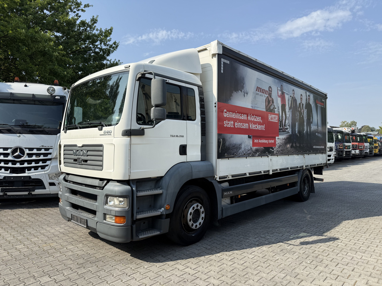 MAN TGA 18.350 4X2 BL Ladebordwand 4.000Kg - شاحنة ستارة: صورة 1 MAN TGA 18.350 4X2 BL Ladebordwand 4.000Kg - شاحنة ستارة: صورة 1