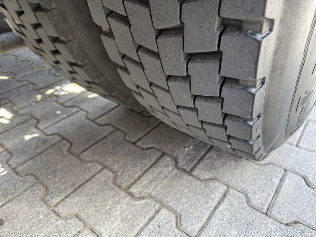 MAN TGA 18.430 Kran Palfinger 16502 bis 26.5 Meter - وحدة جر: صورة 4 MAN TGA 18.430 Kran Palfinger 16502 bis 26.5 Meter - وحدة جر: صورة 4