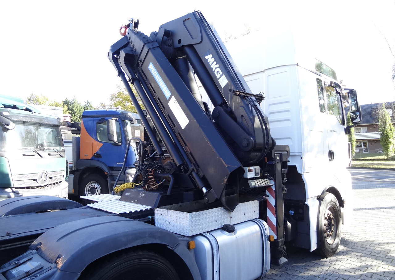 MAN TGX 33.480 6X4 Kran MKG 381 bis 20 Meter - شاحنة كرين, وحدة جر: صورة 4 MAN TGX 33.480 6X4 Kran MKG 381 bis 20 Meter - شاحنة كرين, وحدة جر: صورة 4