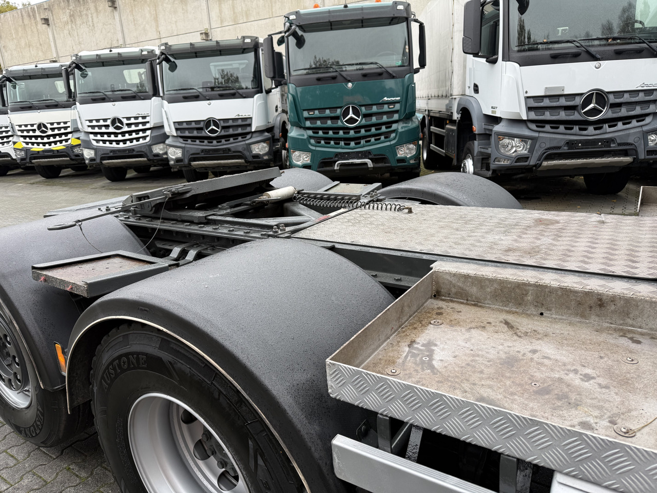 Mercedes-Benz Actros 2548 LS 6X2 Kran HMF 3220 bis 16 Meter - شاحنة كرين, وحدة جر: صورة 3 Mercedes-Benz Actros 2548 LS 6X2 Kran HMF 3220 bis 16 Meter - شاحنة كرين, وحدة جر: صورة 3