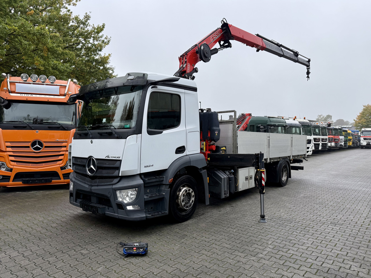 Mercedes-Benz Actros MP5 1824 Kran Fassi F155 - شاحنة كرين, شاحنات مسطحة: صورة 1 Mercedes-Benz Actros MP5 1824 Kran Fassi F155 - شاحنة كرين, شاحنات مسطحة: صورة 1
