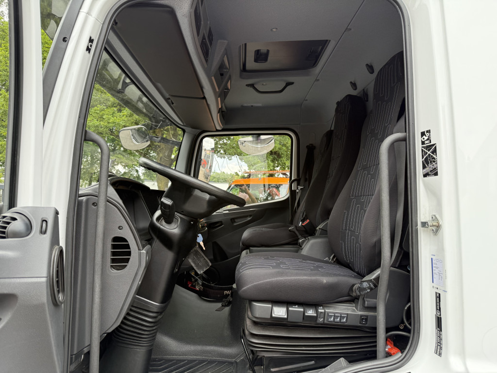 Mercedes-Benz Atego 821 Kran Palfinger PK4200 - شاحنات مسطحة, شاحنة كرين: صورة 3 Mercedes-Benz Atego 821 Kran Palfinger PK4200 - شاحنات مسطحة, شاحنة كرين: صورة 3