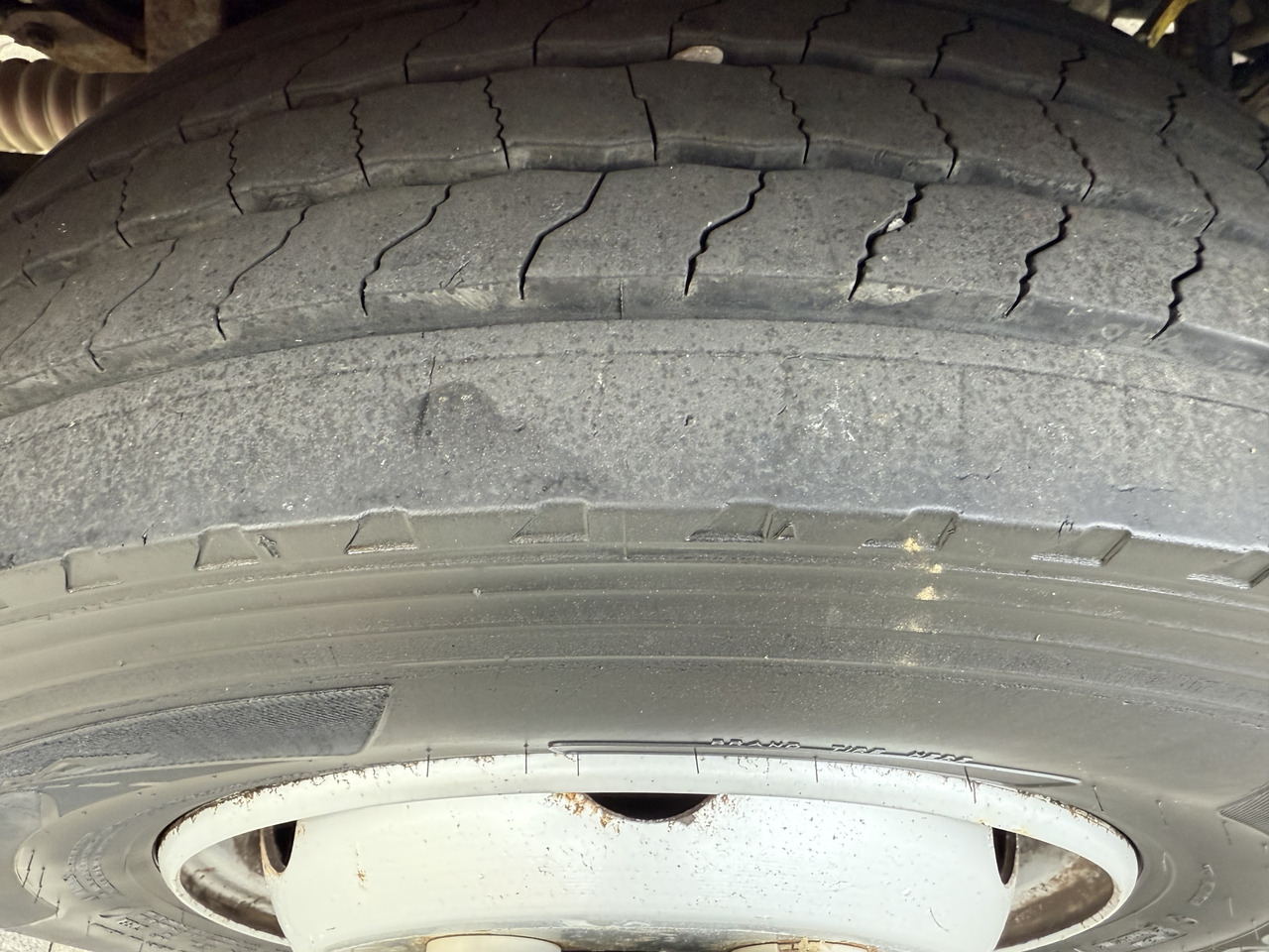 Renault Midlum 180.10 DoKa - شاحنة مقفلة: صورة 3 Renault Midlum 180.10 DoKa - شاحنة مقفلة: صورة 3