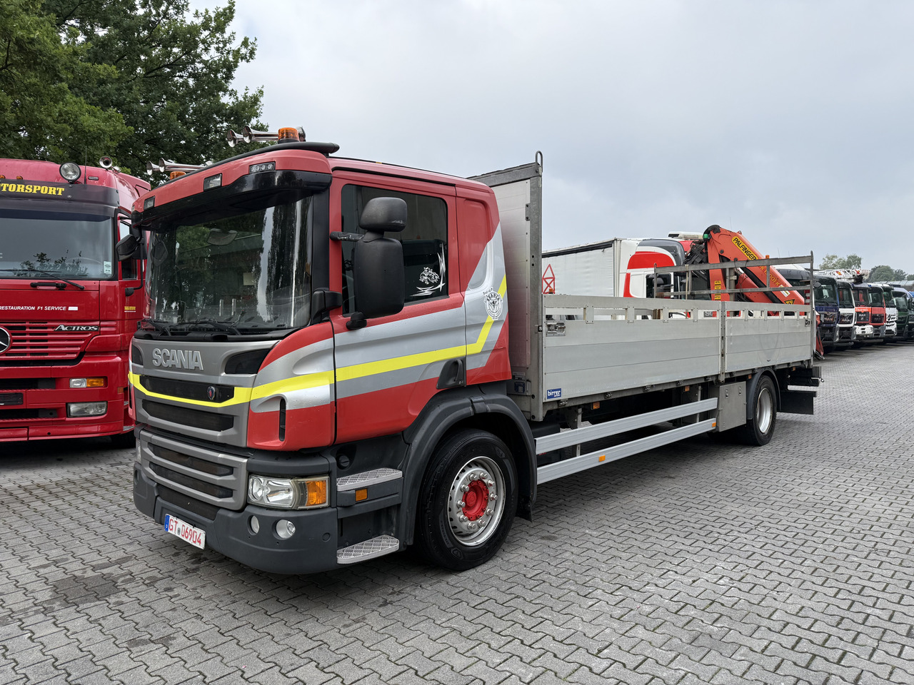 شاحنة كرين Scania P410 4X2 Palfinger PK 13001: صورة 9