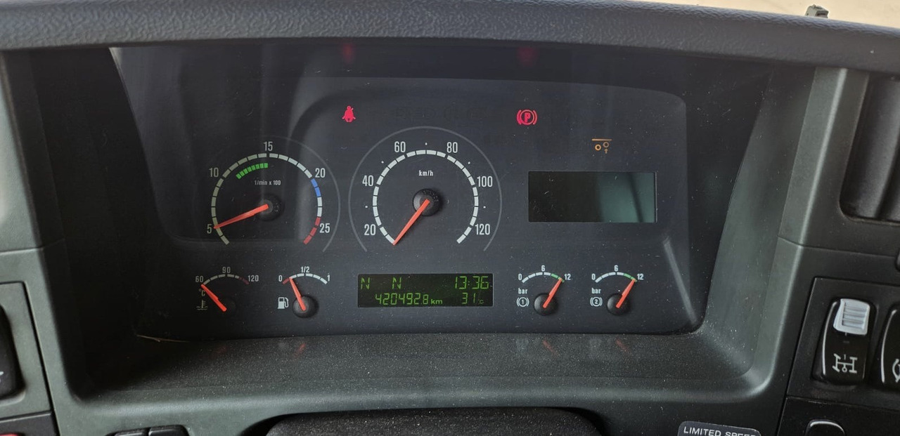 Scania P420 8X2*6 - شاحنة هيكل كابينة: صورة 3 Scania P420 8X2*6 - شاحنة هيكل كابينة: صورة 3