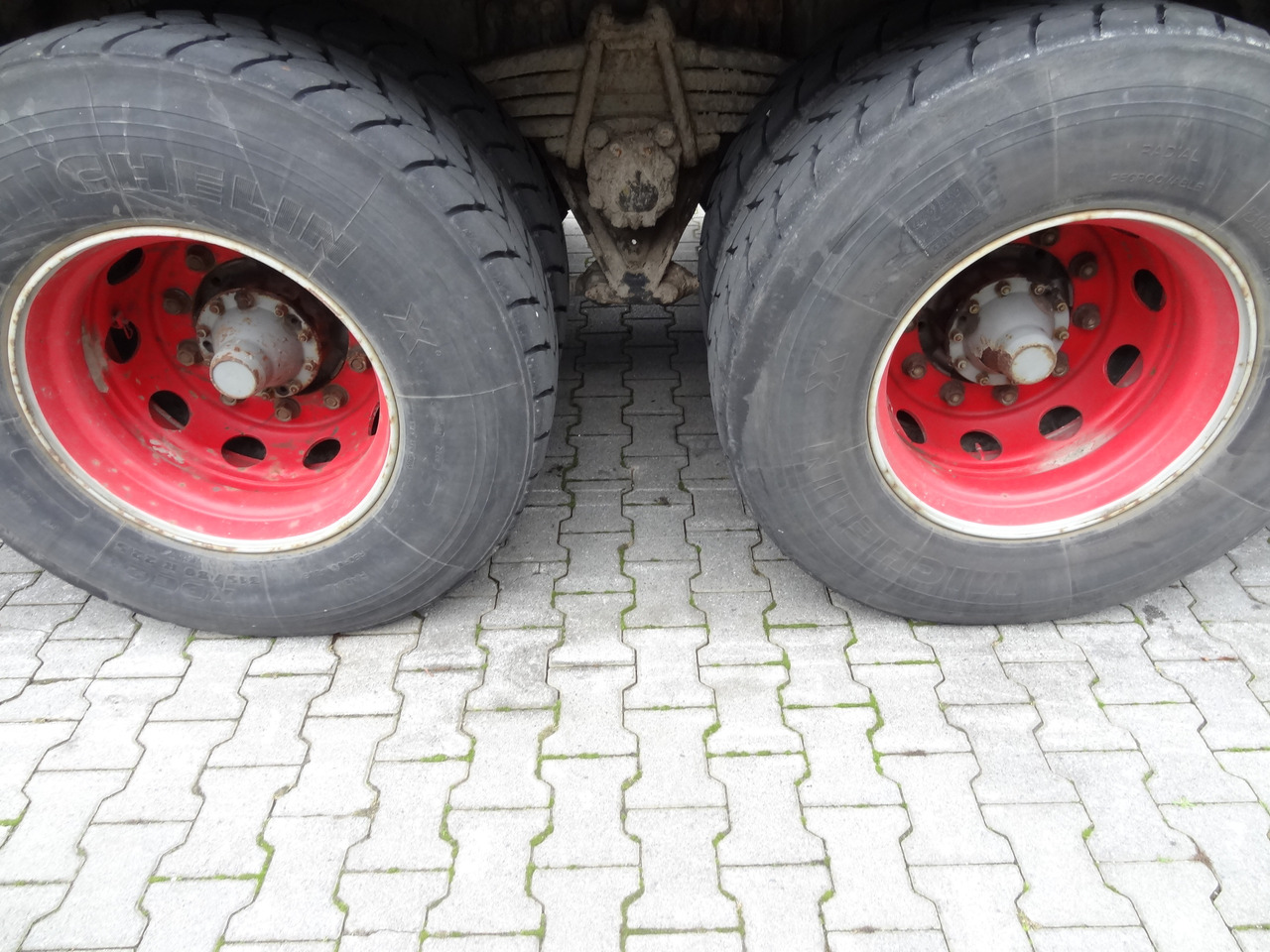 Scania R144 460 6X4 Fassi 360 bis 25 Meter - شاحنات مسطحة, شاحنة كرين: صورة 4 Scania R144 460 6X4 Fassi 360 bis 25 Meter - شاحنات مسطحة, شاحنة كرين: صورة 4