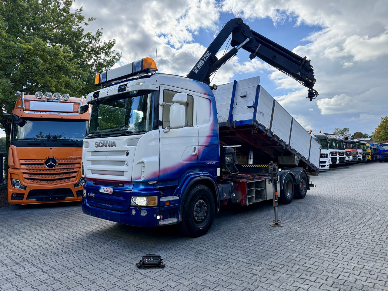Scania R380 6X2*4 Kipper mit Kran HIAB 220 - شاحنة قلاب, شاحنة كرين: صورة 1 Scania R380 6X2*4 Kipper mit Kran HIAB 220 - شاحنة قلاب, شاحنة كرين: صورة 1