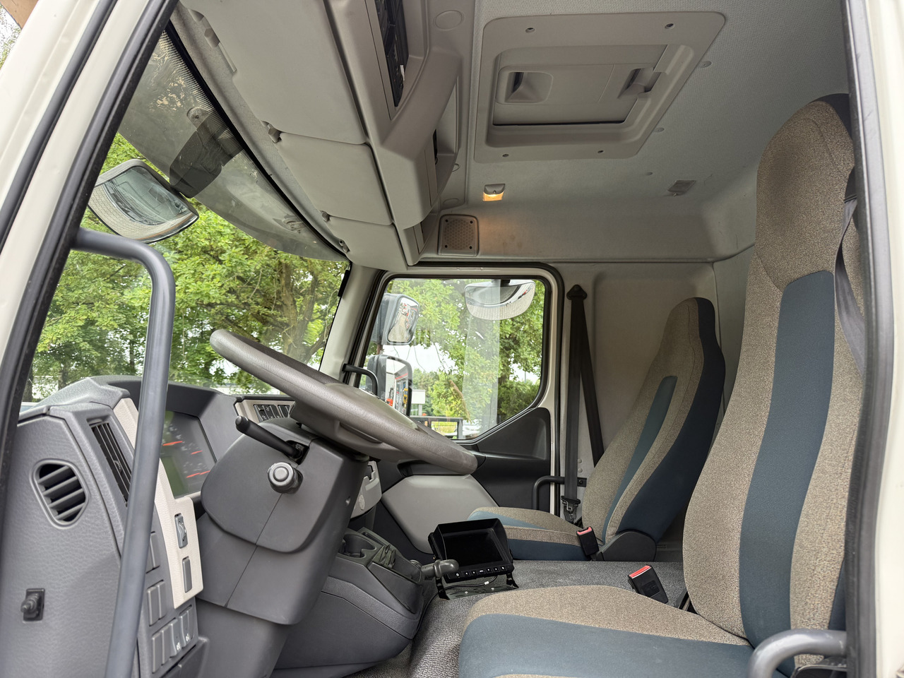 Volvo FL250.16 HMF 875 K3 - شاحنة كرين: صورة 4 Volvo FL250.16 HMF 875 K3 - شاحنة كرين: صورة 4