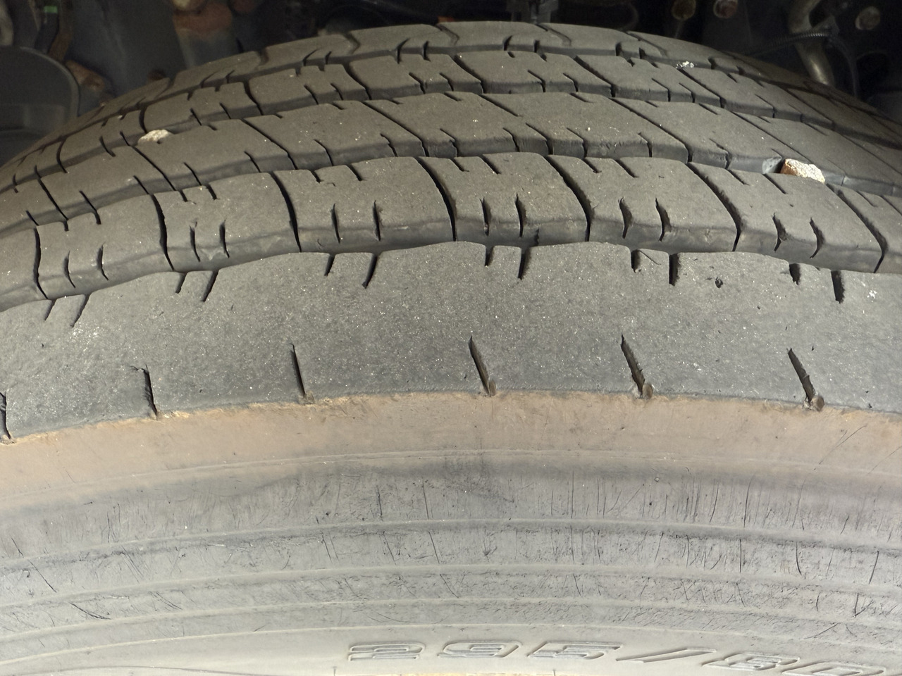 Volvo FL250.18 Carrier Supra 850Mt - شاحنة الفريزر: صورة 4 Volvo FL250.18 Carrier Supra 850Mt - شاحنة الفريزر: صورة 4