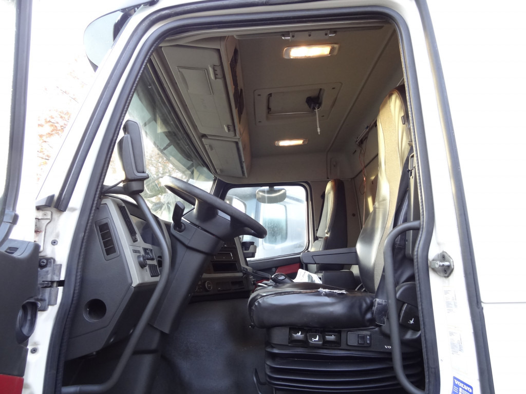 Volvo FM420 4X4 X-Track - شاحنة هيكل كابينة: صورة 4 Volvo FM420 4X4 X-Track - شاحنة هيكل كابينة: صورة 4