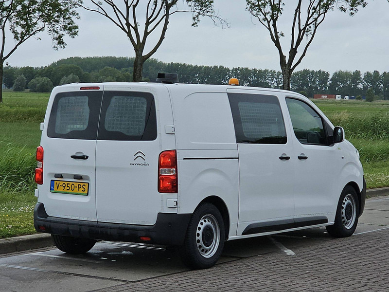 Citroën Jumpy 1.6 L2 Airco Autom Euro6 - فان المدمجة: صورة 3 Citroën Jumpy 1.6 L2 Airco Autom Euro6 - فان المدمجة: صورة 3