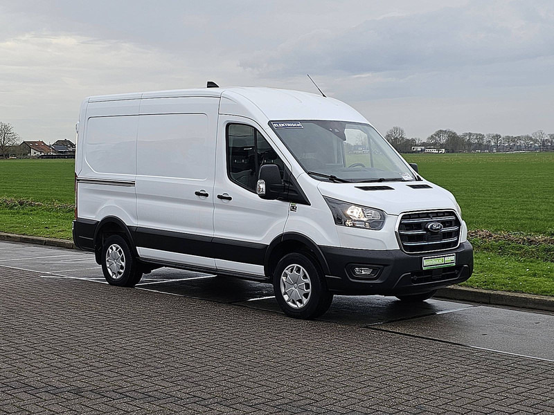 Ford E-Transit L2H2 184 pk 75KWH - فان, فان كهربائية: صورة 5 Ford E-Transit L2H2 184 pk 75KWH - فان, فان كهربائية: صورة 5