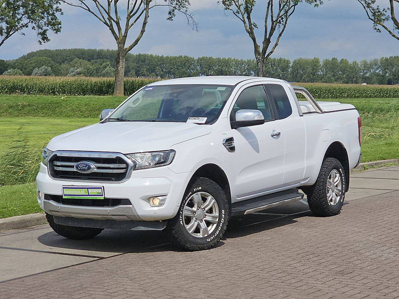 Ford Ranger 2.0 SUP.CAB LIMITED - شاحنة البيك أب: صورة 2 Ford Ranger 2.0 SUP.CAB LIMITED - شاحنة البيك أب: صورة 2