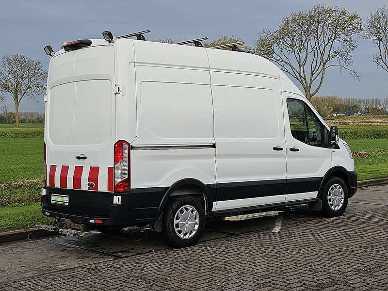 Ford Transit 2.0 TDCI 170 4X4 L2H2 - فان: صورة 3 Ford Transit 2.0 TDCI 170 4X4 L2H2 - فان: صورة 3