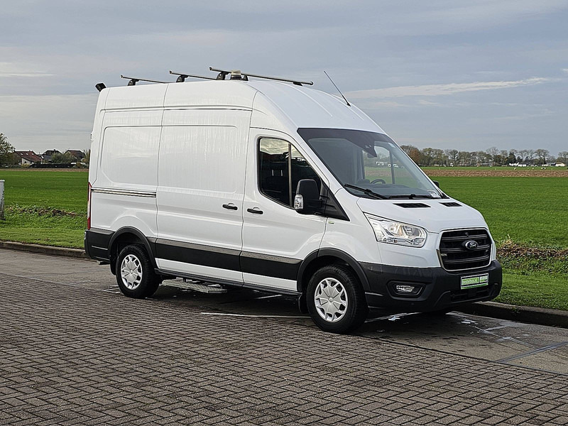 Ford Transit 2.0 TDCI 170 4X4 L2H2 - فان: صورة 5 Ford Transit 2.0 TDCI 170 4X4 L2H2 - فان: صورة 5