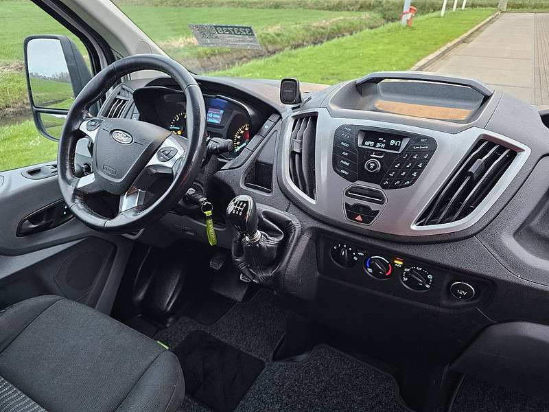 Ford Transit 350 Ford Transit 350: صورة 8