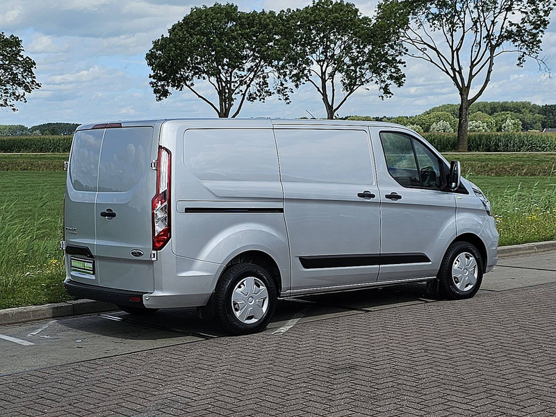 Ford Transit Custom 2.0 L1H1 Navi Airco - فان المدمجة: صورة 3 Ford Transit Custom 2.0 L1H1 Navi Airco - فان المدمجة: صورة 3