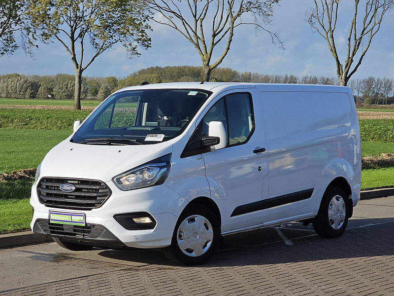 Ford Transit Custom 2.0 L1H1 Navi Euro6 - فان المدمجة: صورة 2 Ford Transit Custom 2.0 L1H1 Navi Euro6 - فان المدمجة: صورة 2