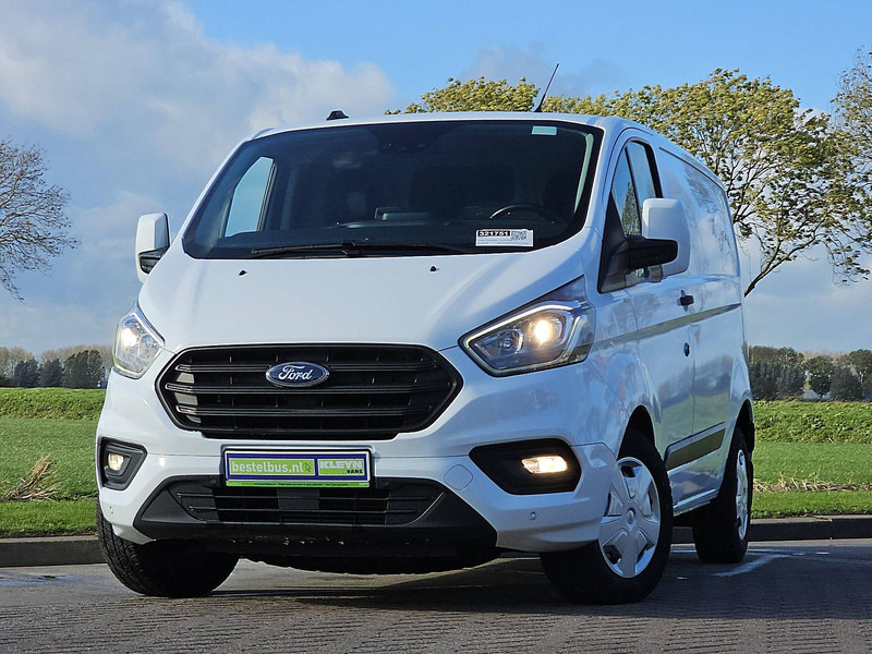 Ford Transit Custom 2.0 L1H1 Navi Euro6 - فان المدمجة: صورة 1 Ford Transit Custom 2.0 L1H1 Navi Euro6 - فان المدمجة: صورة 1