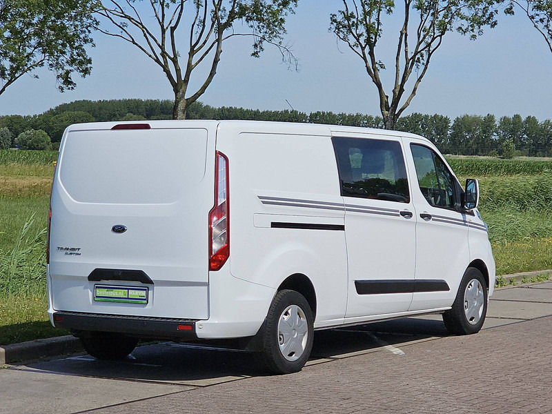 Ford Transit Custom 2.0 L2H1 Dub.- Cab. Navi - فان المدمجة: صورة 3 Ford Transit Custom 2.0 L2H1 Dub.- Cab. Navi - فان المدمجة: صورة 3