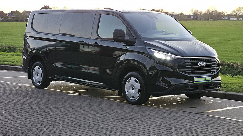 Ford Transit Custom 2.0 L2H1 Navi LED! - فان المدمجة: صورة 5 Ford Transit Custom 2.0 L2H1 Navi LED! - فان المدمجة: صورة 5