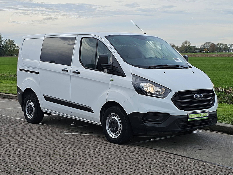 Ford Transit Custom 2.0 ac dub cab EURO6 - فان المدمجة: صورة 5 Ford Transit Custom 2.0 ac dub cab EURO6 - فان المدمجة: صورة 5