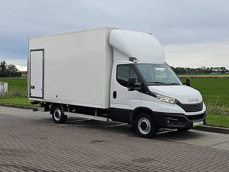 Iveco Daily 35S18 Bakwagen Laadklep! - شاحنة مغلقة الصندوق: صورة 5 Iveco Daily 35S18 Bakwagen Laadklep! - شاحنة مغلقة الصندوق: صورة 5
