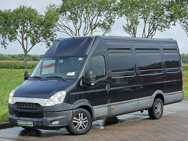 Iveco Daily 35S21 3.0ltr Maxi 200Pk AC - فان: صورة 2 Iveco Daily 35S21 3.0ltr Maxi 200Pk AC - فان: صورة 2