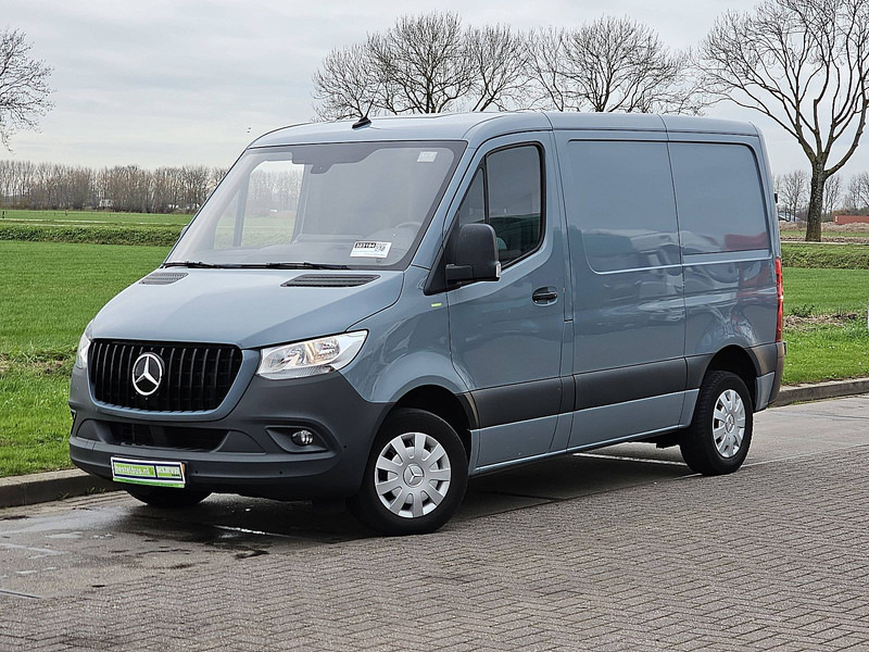 Mercedes-Benz Sprinter 211 automaat EURO6 - فان المدمجة: صورة 2 Mercedes-Benz Sprinter 211 automaat EURO6 - فان المدمجة: صورة 2