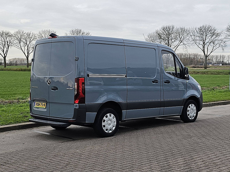 Mercedes-Benz Sprinter 211 automaat EURO6 - فان المدمجة: صورة 3 Mercedes-Benz Sprinter 211 automaat EURO6 - فان المدمجة: صورة 3
