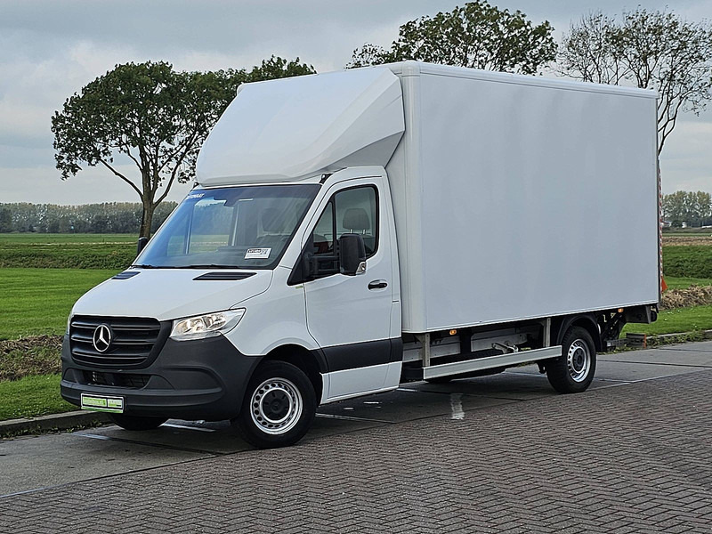 Mercedes-Benz Sprinter 315 Bakwagen Laadklep! - شاحنة مغلقة الصندوق: صورة 2 Mercedes-Benz Sprinter 315 Bakwagen Laadklep! - شاحنة مغلقة الصندوق: صورة 2