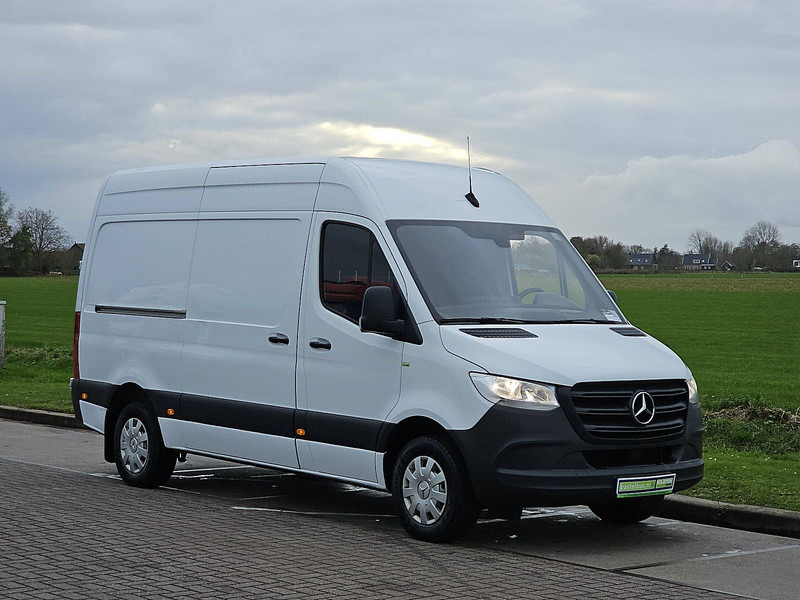 Mercedes-Benz Sprinter 315 L2H2 RWD Airco Euro6 - فان المدمجة: صورة 5 Mercedes-Benz Sprinter 315 L2H2 RWD Airco Euro6 - فان المدمجة: صورة 5