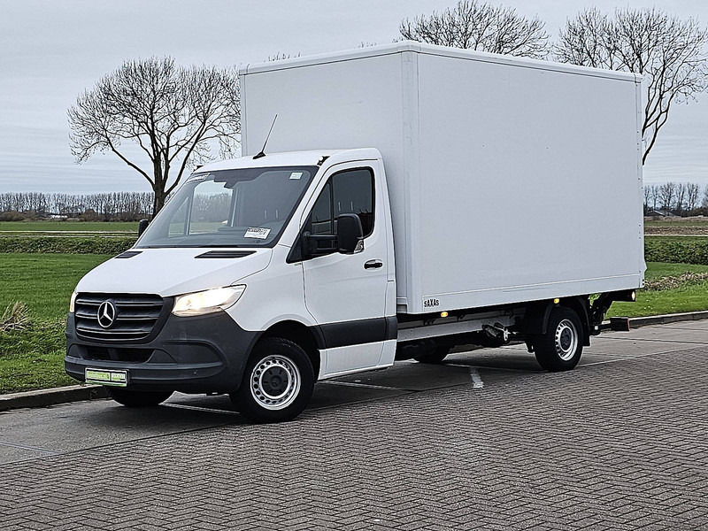 Mercedes-Benz Sprinter 316 Bakwagen Laadklep! - شاحنة مغلقة الصندوق: صورة 2 Mercedes-Benz Sprinter 316 Bakwagen Laadklep! - شاحنة مغلقة الصندوق: صورة 2